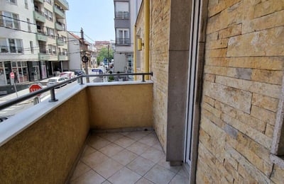 Location d’un appartement confortable de 3 pièces, 62 m², Vračar, Belgrade, Serbie